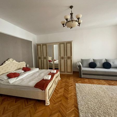 Londof Schei Apartments - Downtown براشوف المظهر الخارجي الصورة